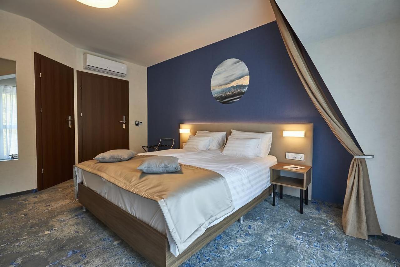 Hotel Crystal Hajduszoboszlo Luaran gambar