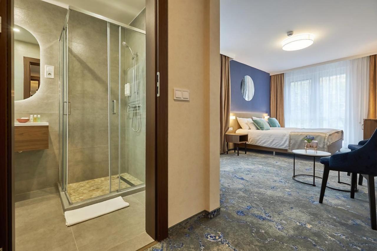 Hotel Crystal Hajduszoboszlo Luaran gambar