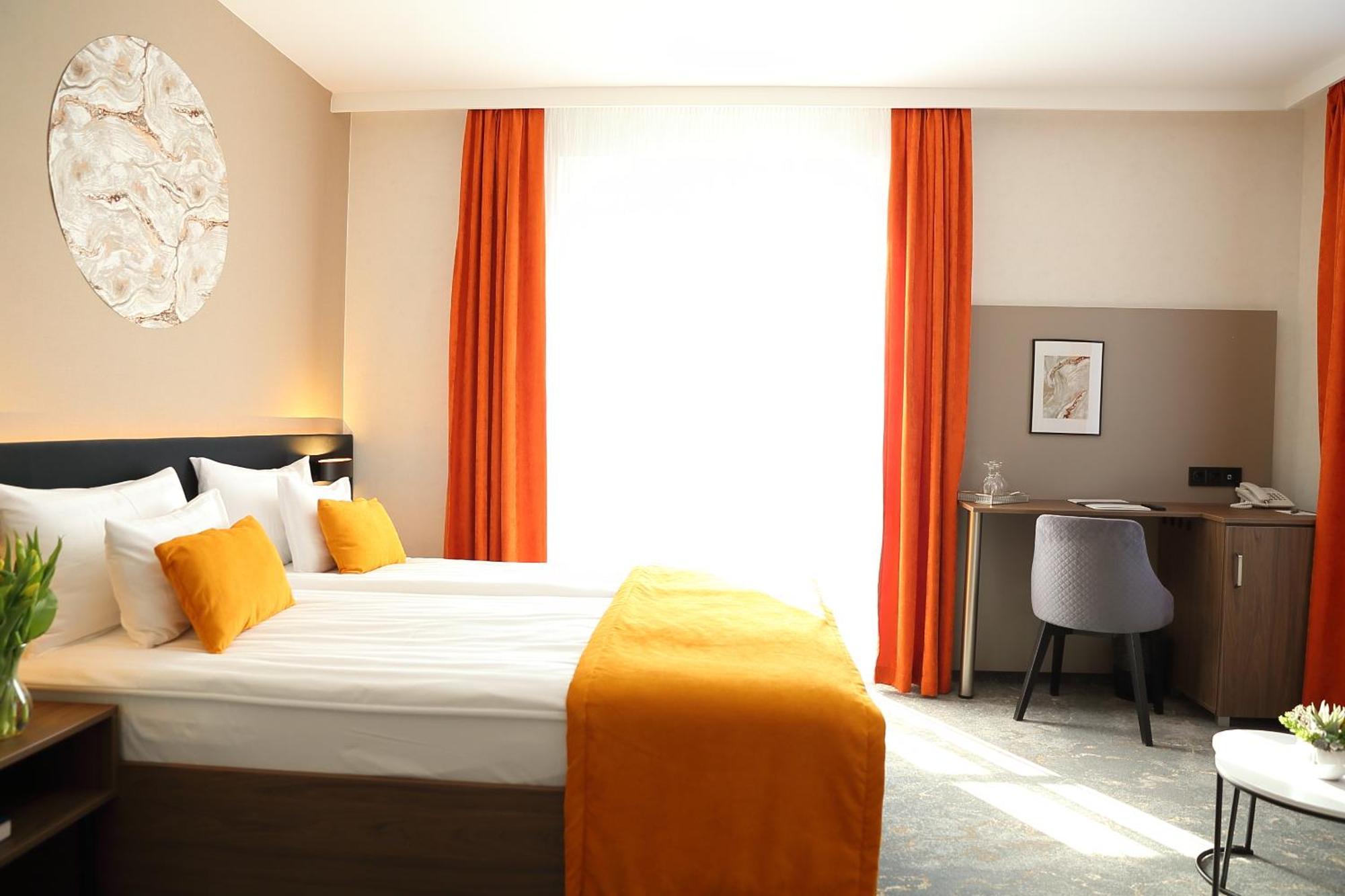 Hotel Crystal Hajduszoboszlo Luaran gambar
