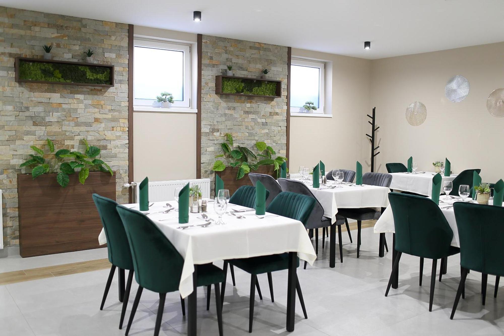 Hotel Crystal Hajduszoboszlo Luaran gambar